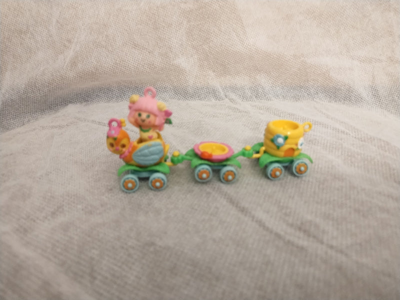 Charmkins Figure - Sweet Bea